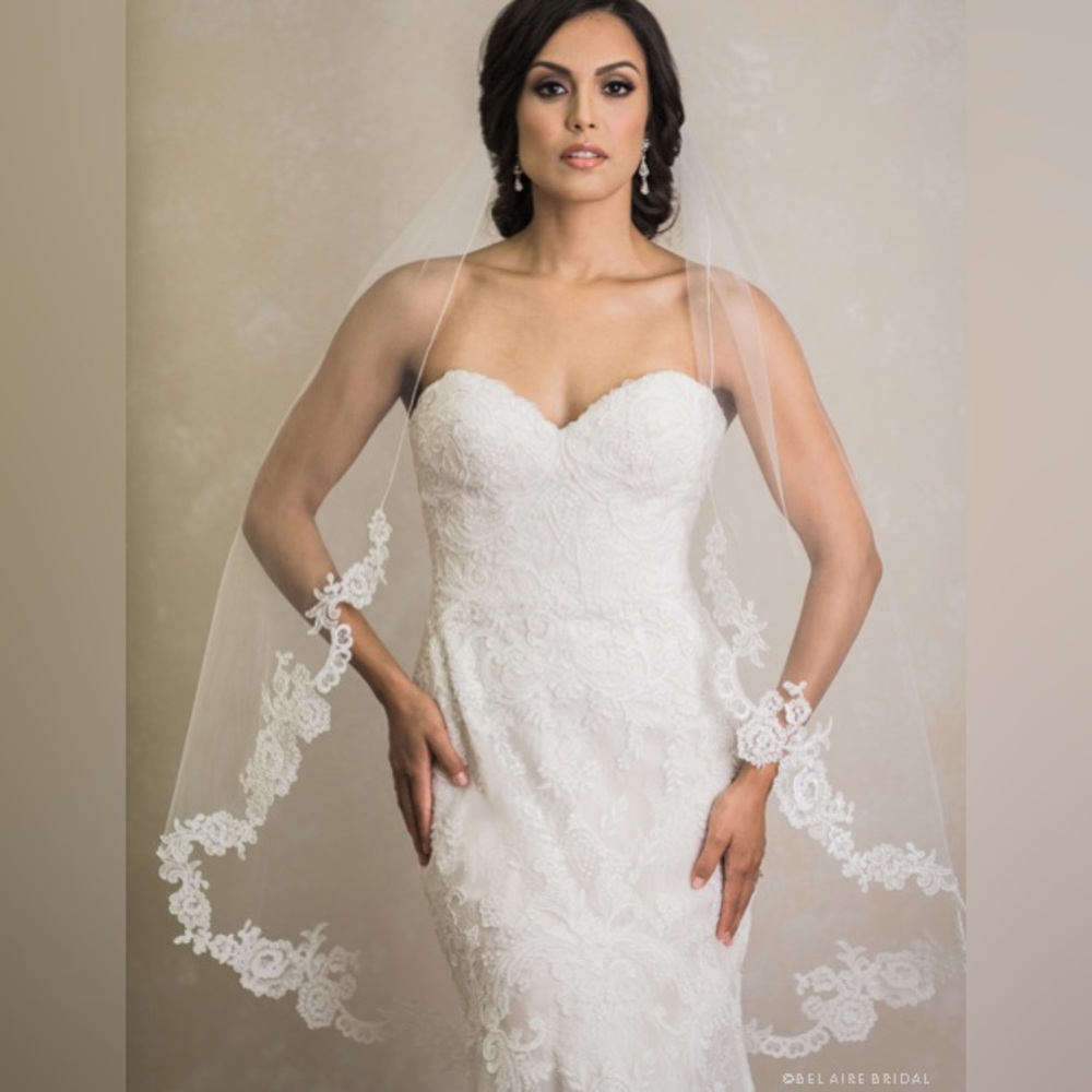 Bel Aire Bridal Veil V7391 Lace Knee Length NWT
